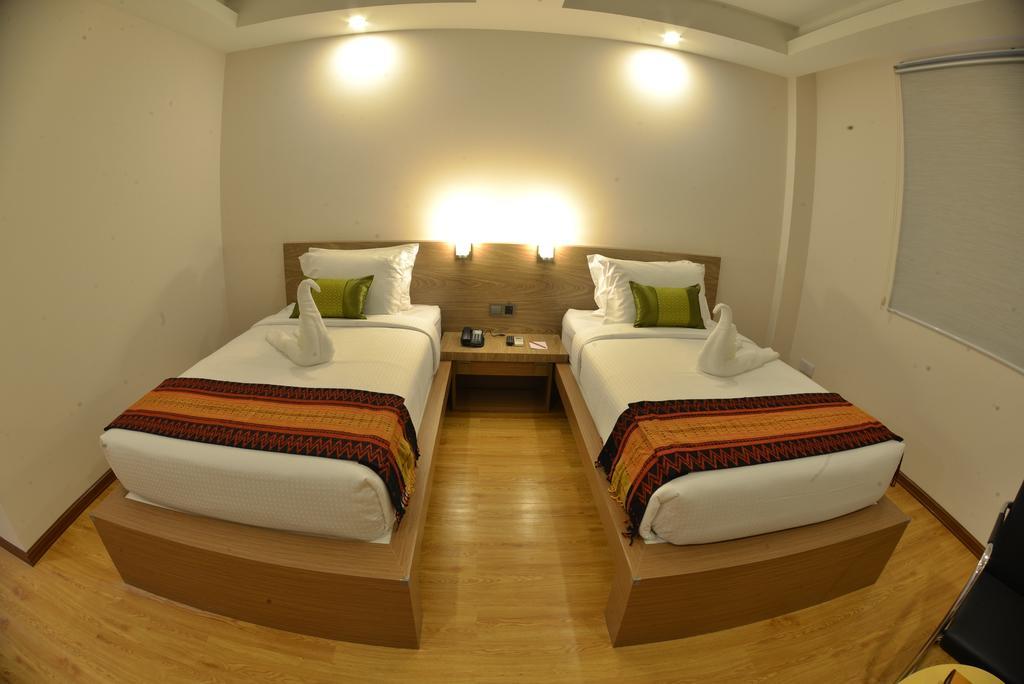 Serene Valley Hotel Yangon Luaran gambar